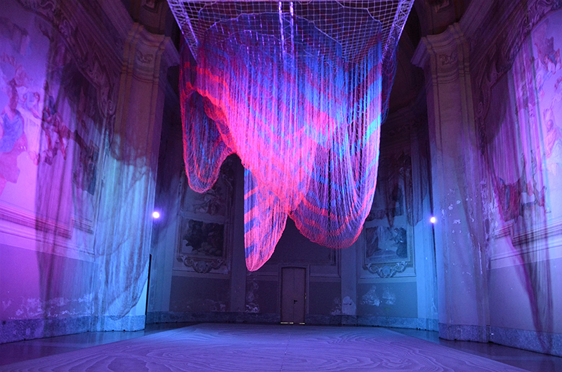 Janet Echelman: Installation for Miniartextil 2016, photo by M. Totaro